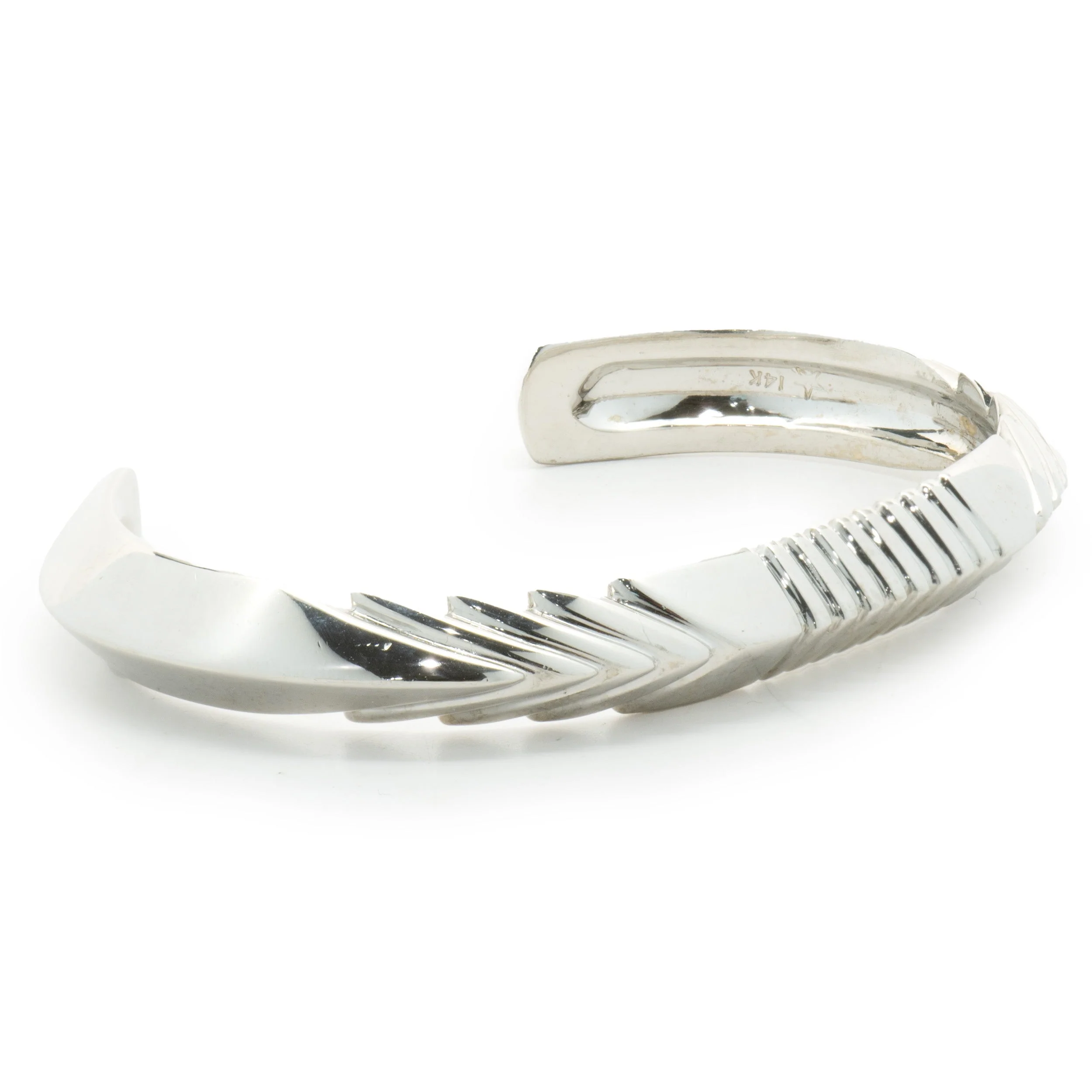 14 Karat White Gold Arrow Cuff Bracelet - Image 3