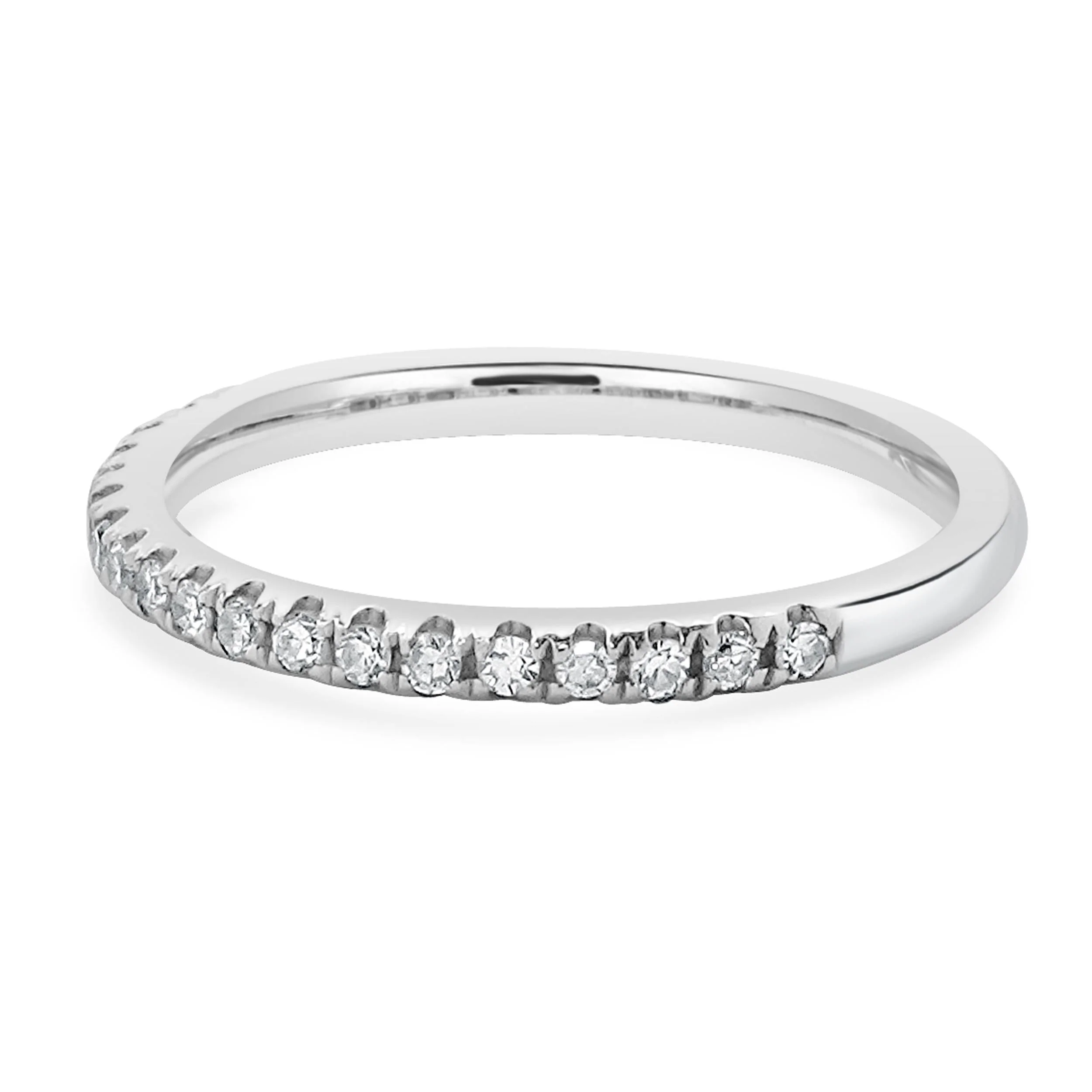 14 Karat White Gold Diamond Band - Image 2