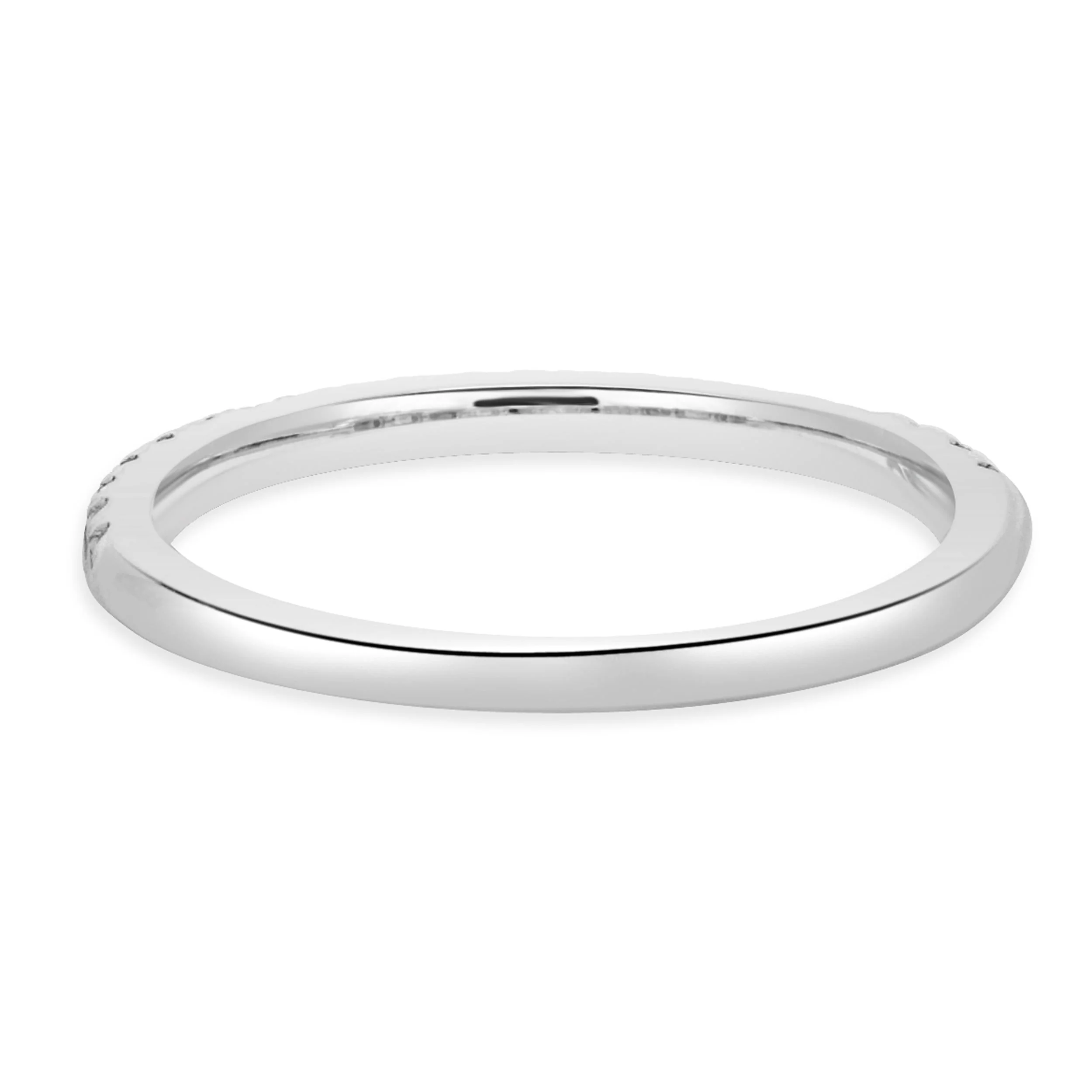 14 Karat White Gold Diamond Band - Image 3
