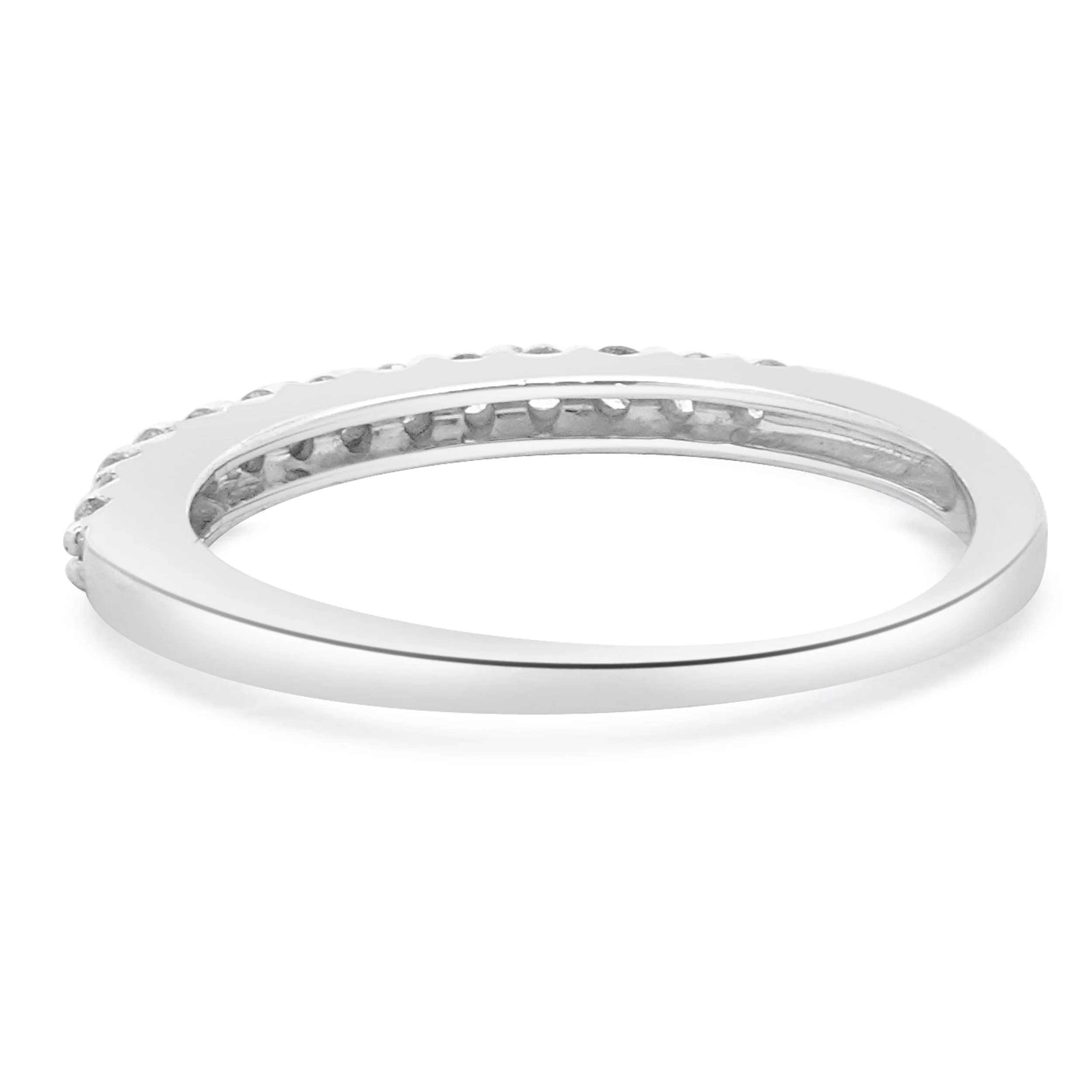 14 Karat White Gold Diamond Band - Image 3