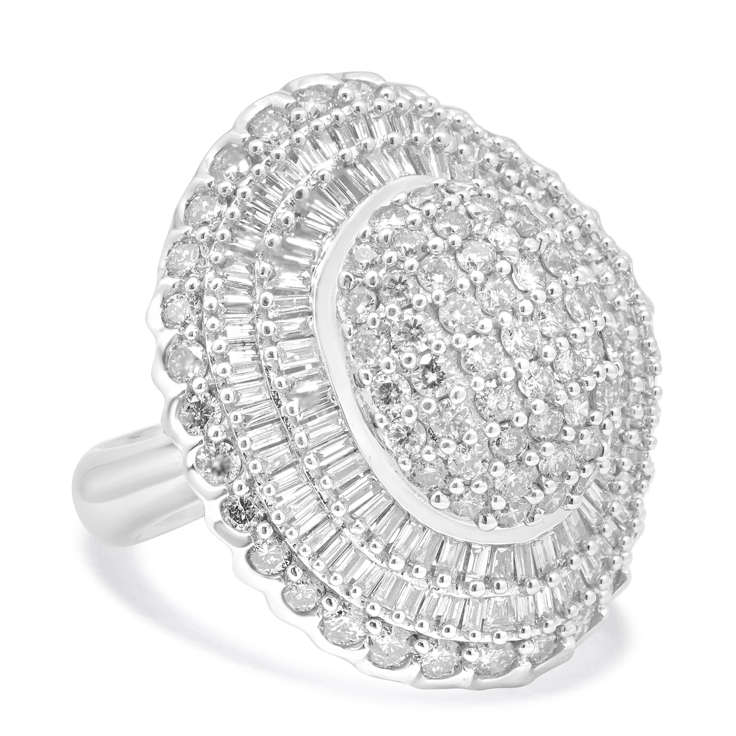 14 Karat White Gold Oval Diamond Cluster Ring - Image 2