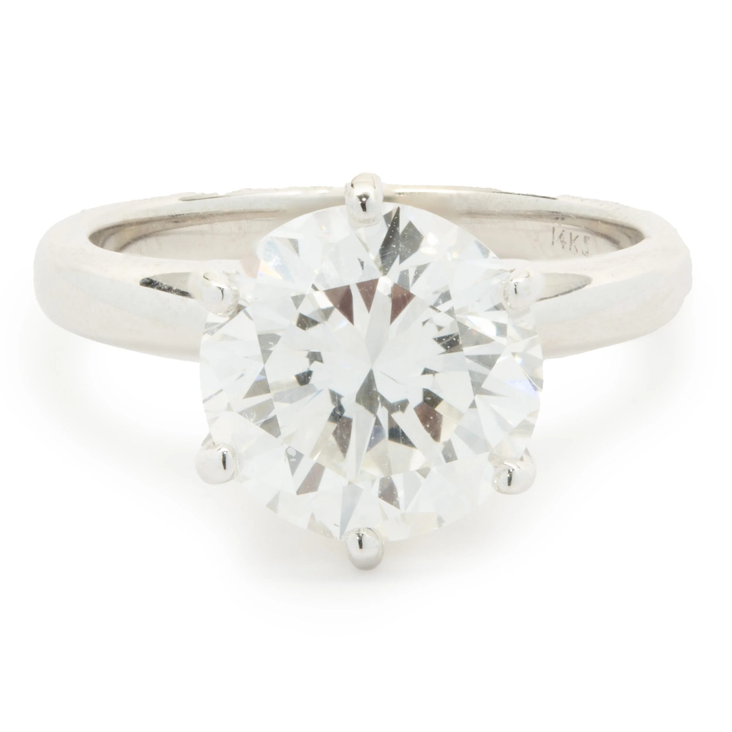 14 Karat White Gold Round Brilliant Cut Diamond Engagement Ring