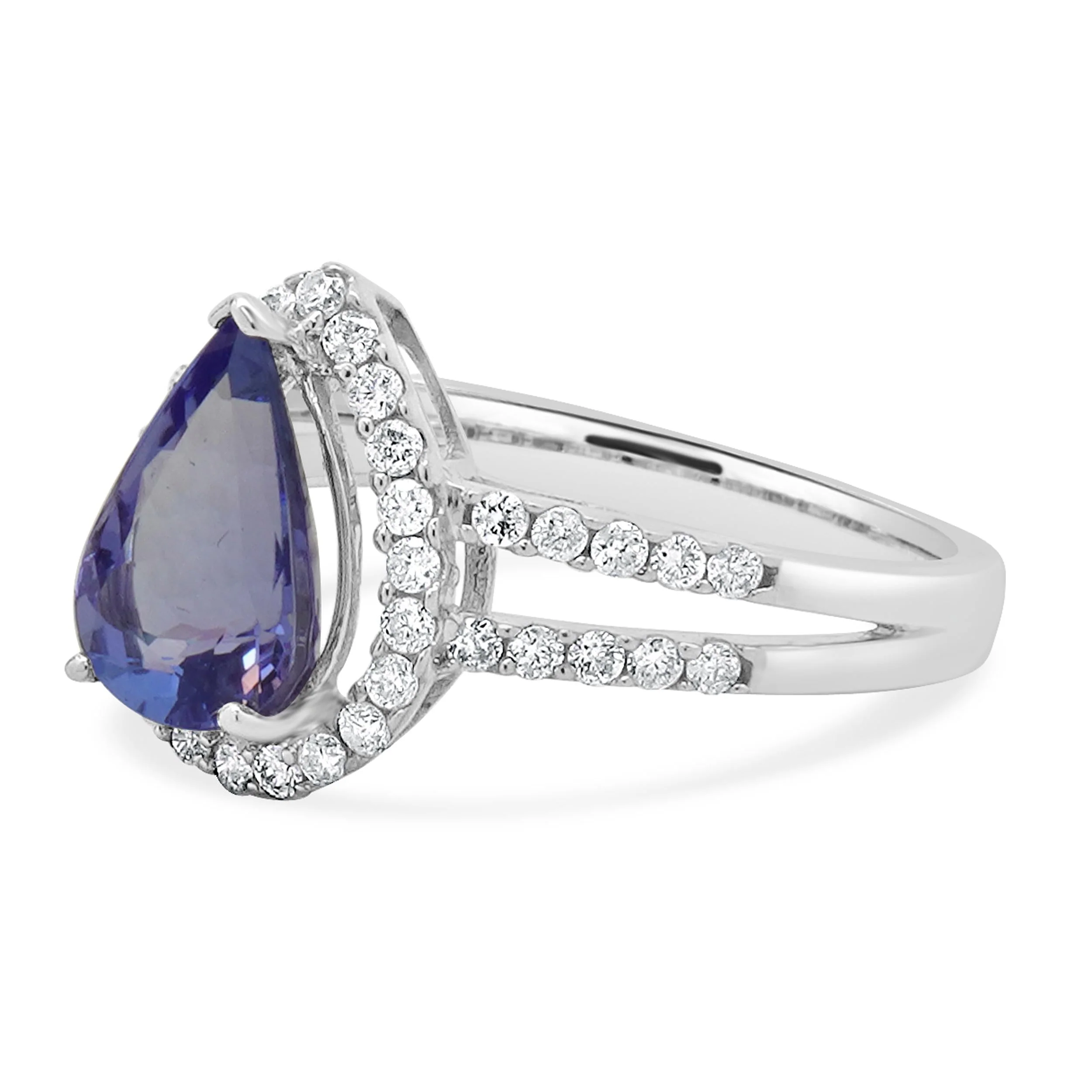 14 Karat White Gold Tanzanite and Diamond Ring - Image 2