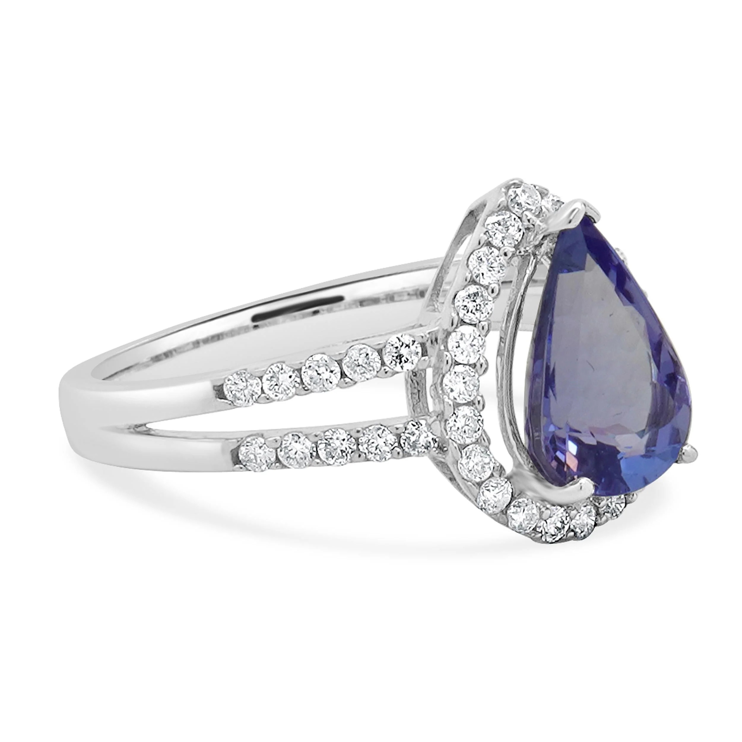 14 Karat White Gold Tanzanite and Diamond Ring - Image 3