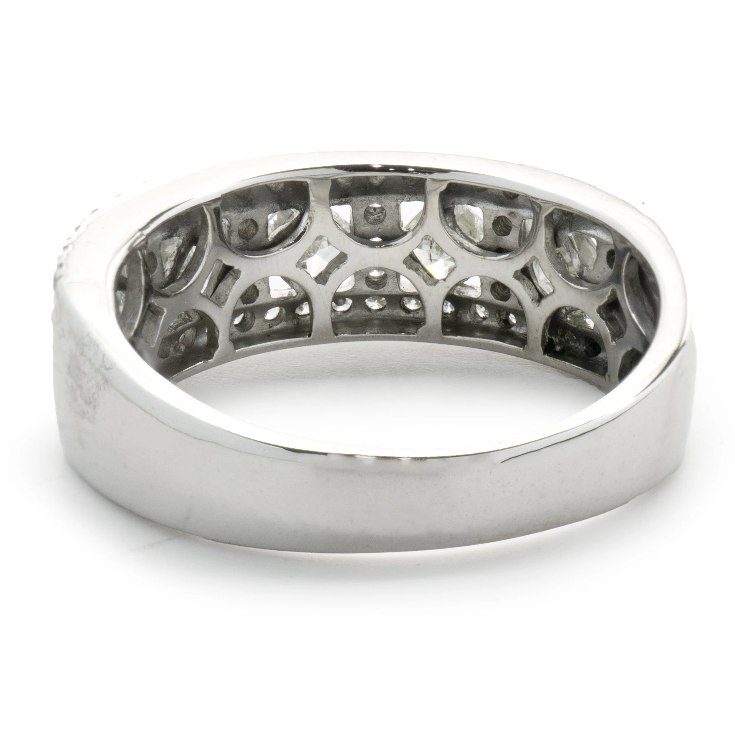 14 Karat White Gold Three Row Diamond Band - Image 3