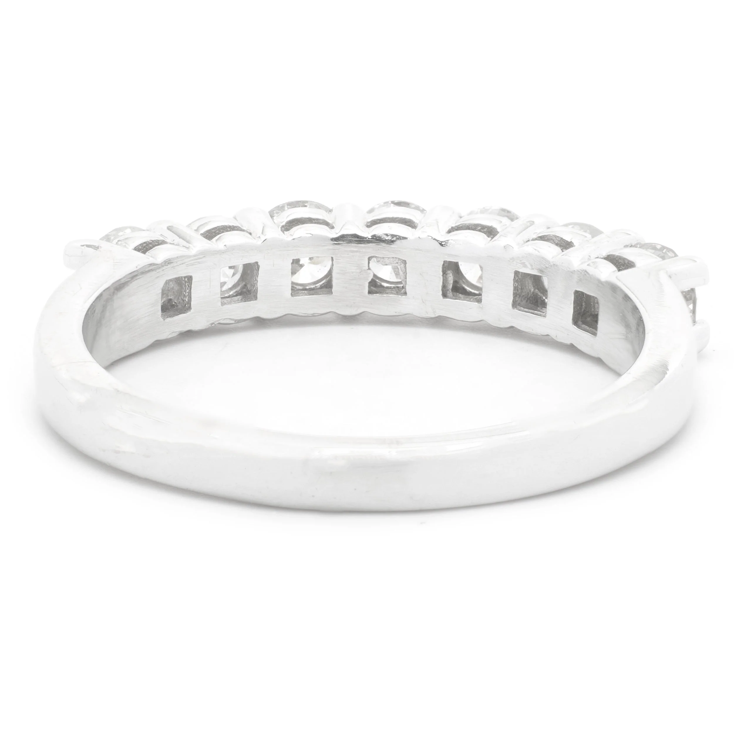 14k White Gold Diamond Wedding Band - Image 4
