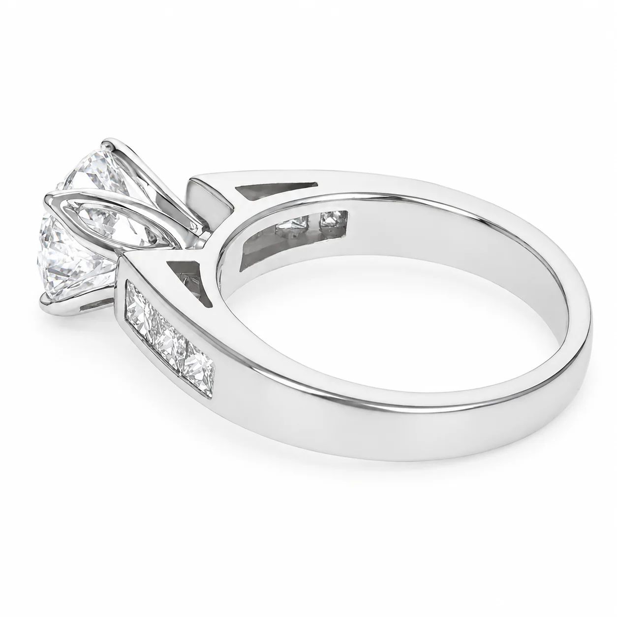 14K White Gold Round Brilliant Cut Diamond Engagement Ring - Image 3