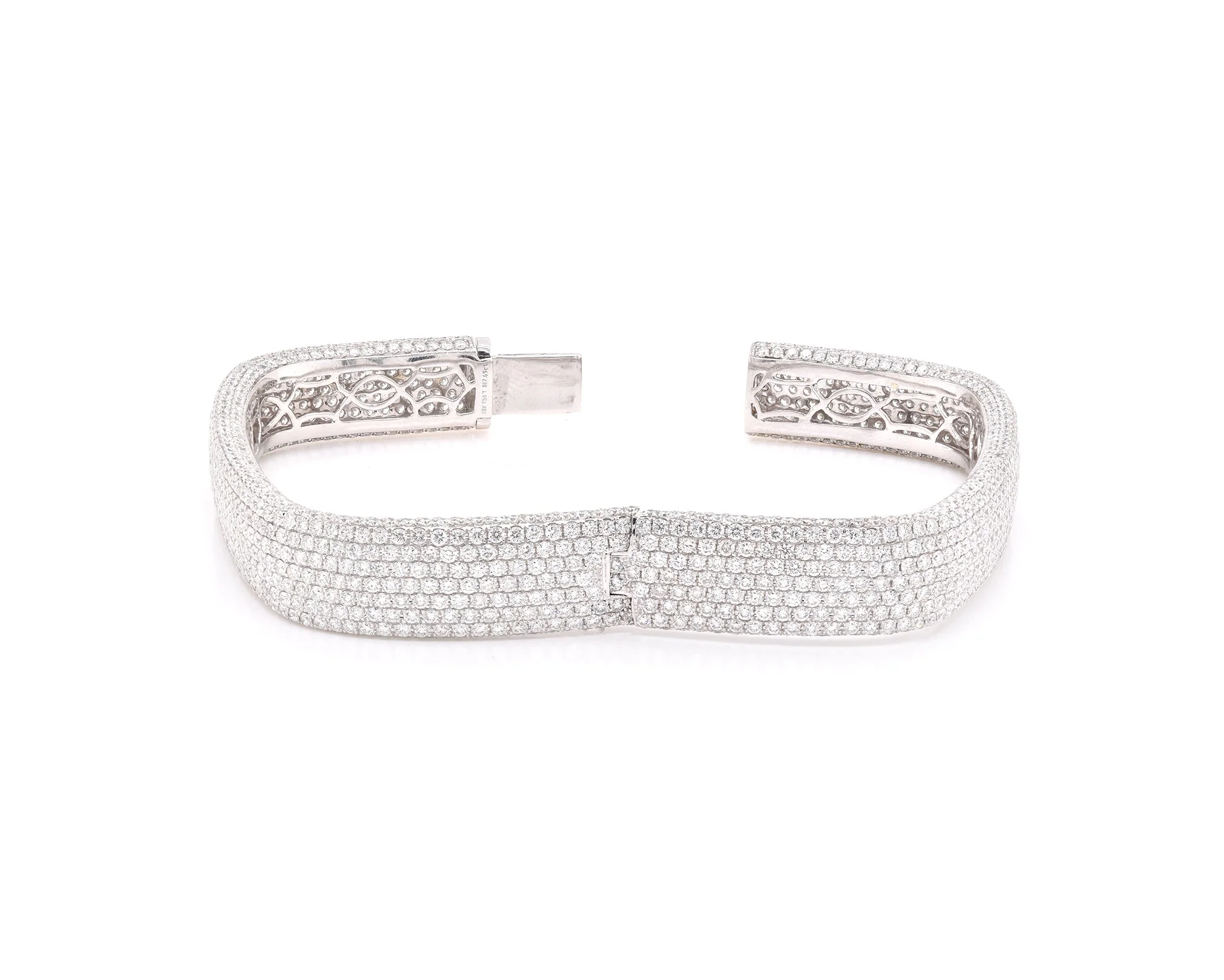 18 Karat White Gold Pave Diamond Square Bangle Bracelet - Image 3