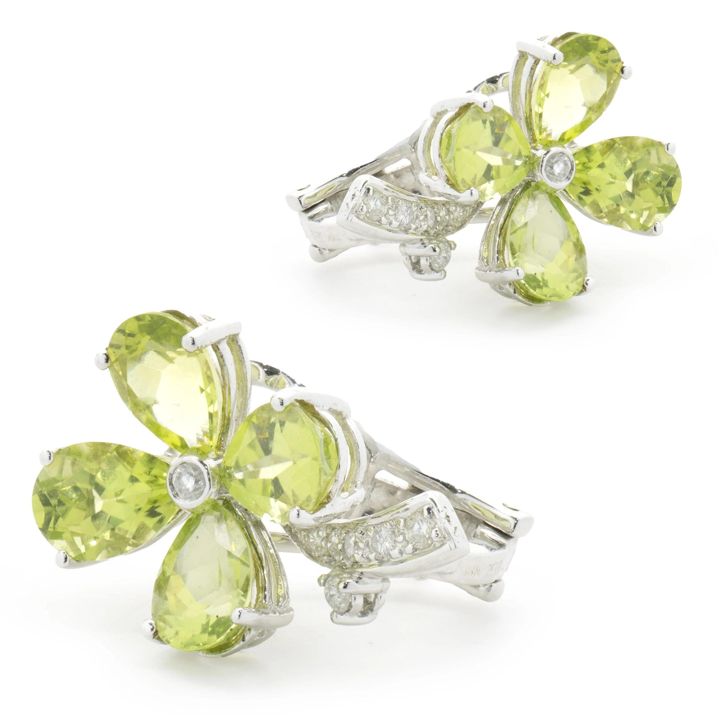 18 Karat White Gold Peridot and Diamond Clover Earrings - Image 2