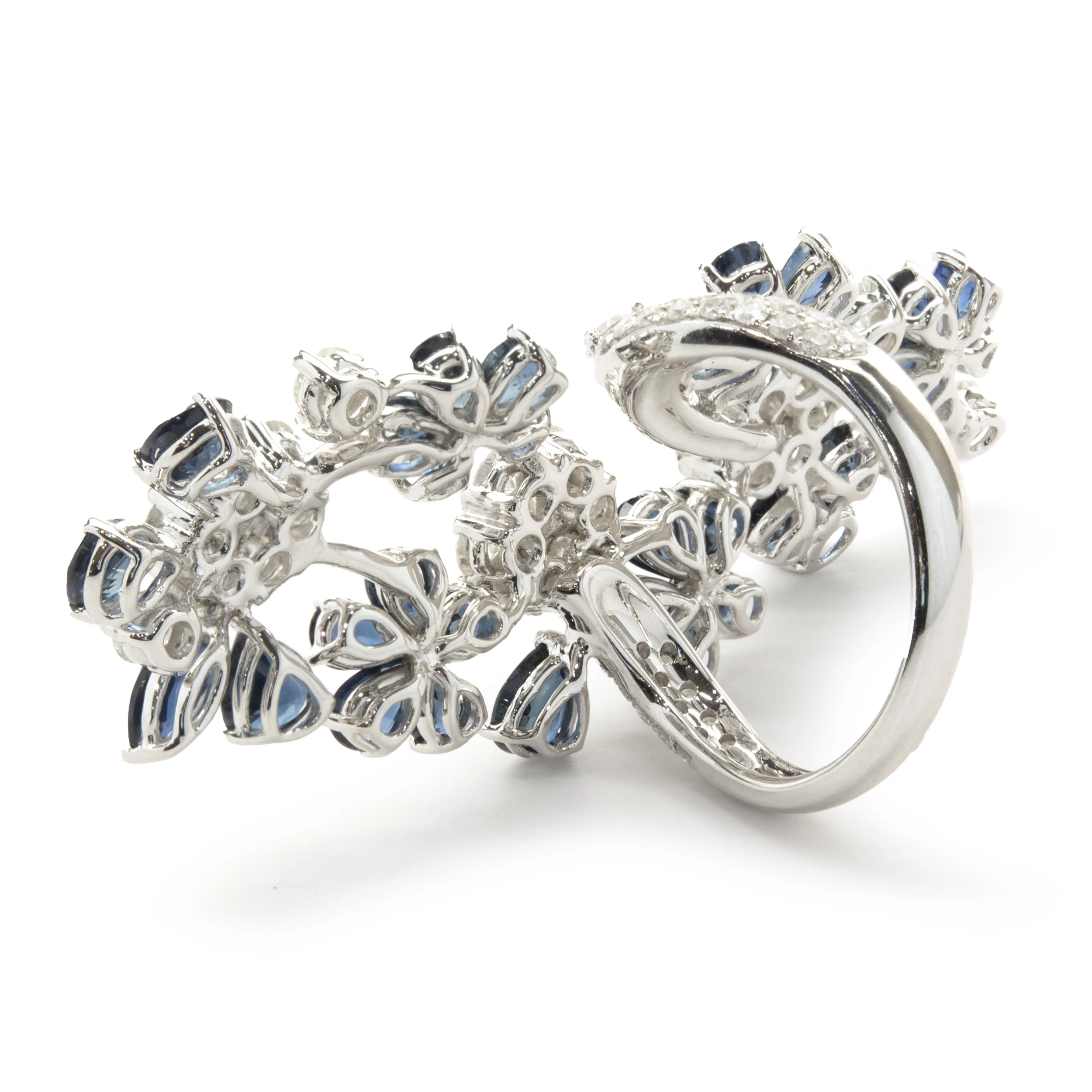 18 Karat White Gold Sapphire and Diamond Floral Long Finger Ring - Image 3