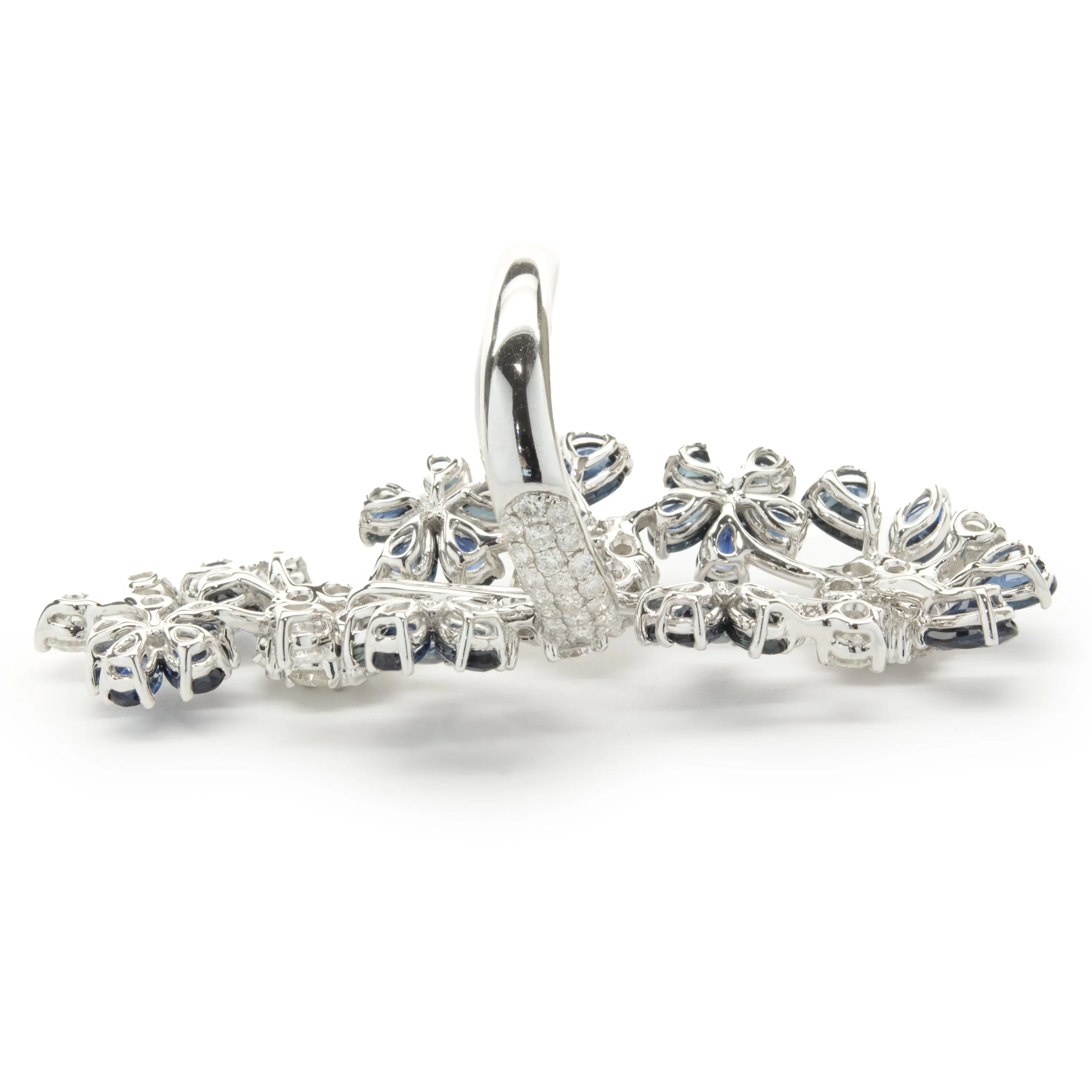 18 Karat White Gold Sapphire and Diamond Floral Long Finger Ring - Image 4