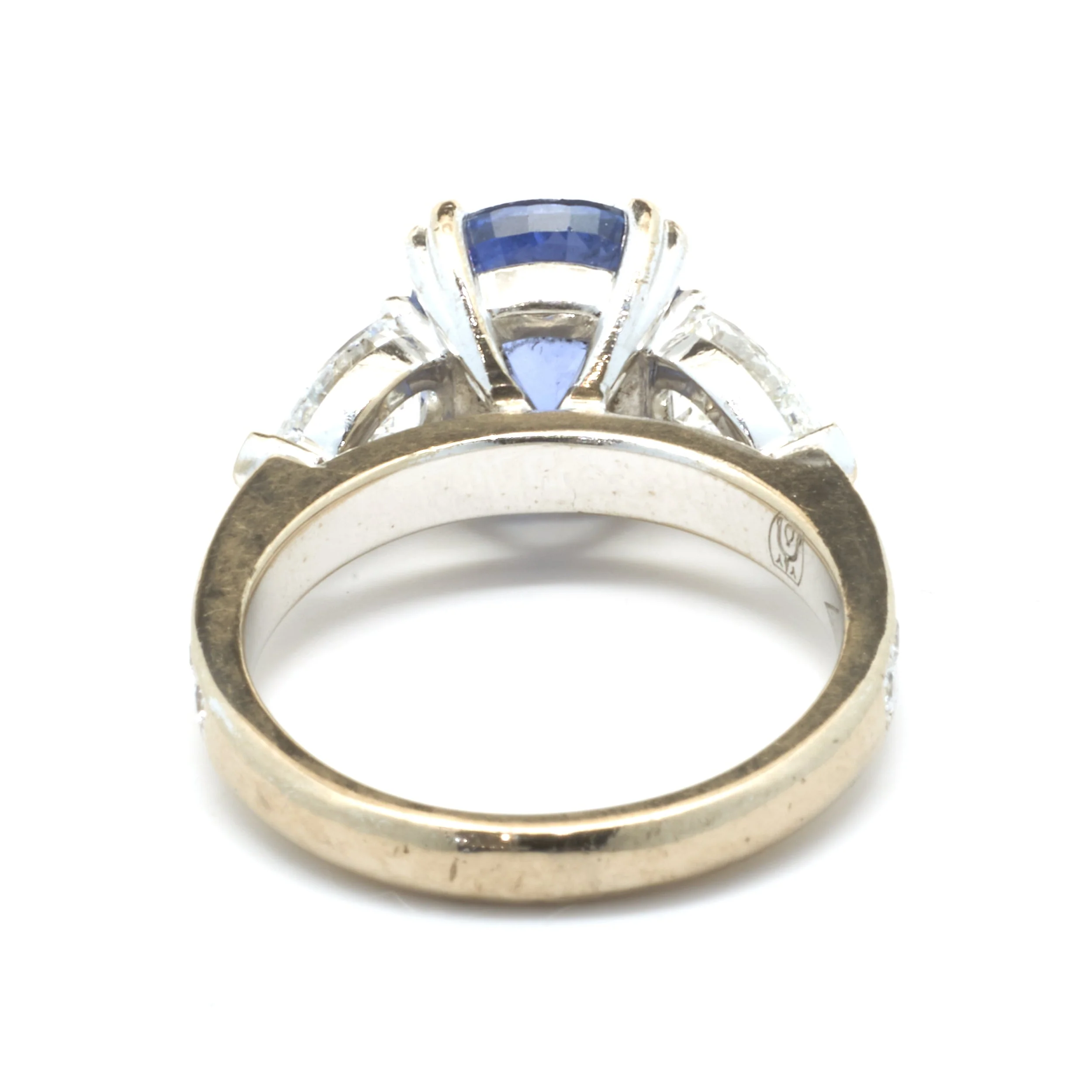 18 Karat White Gold Sapphire and Diamond Three Piece Ring Set - Image 4