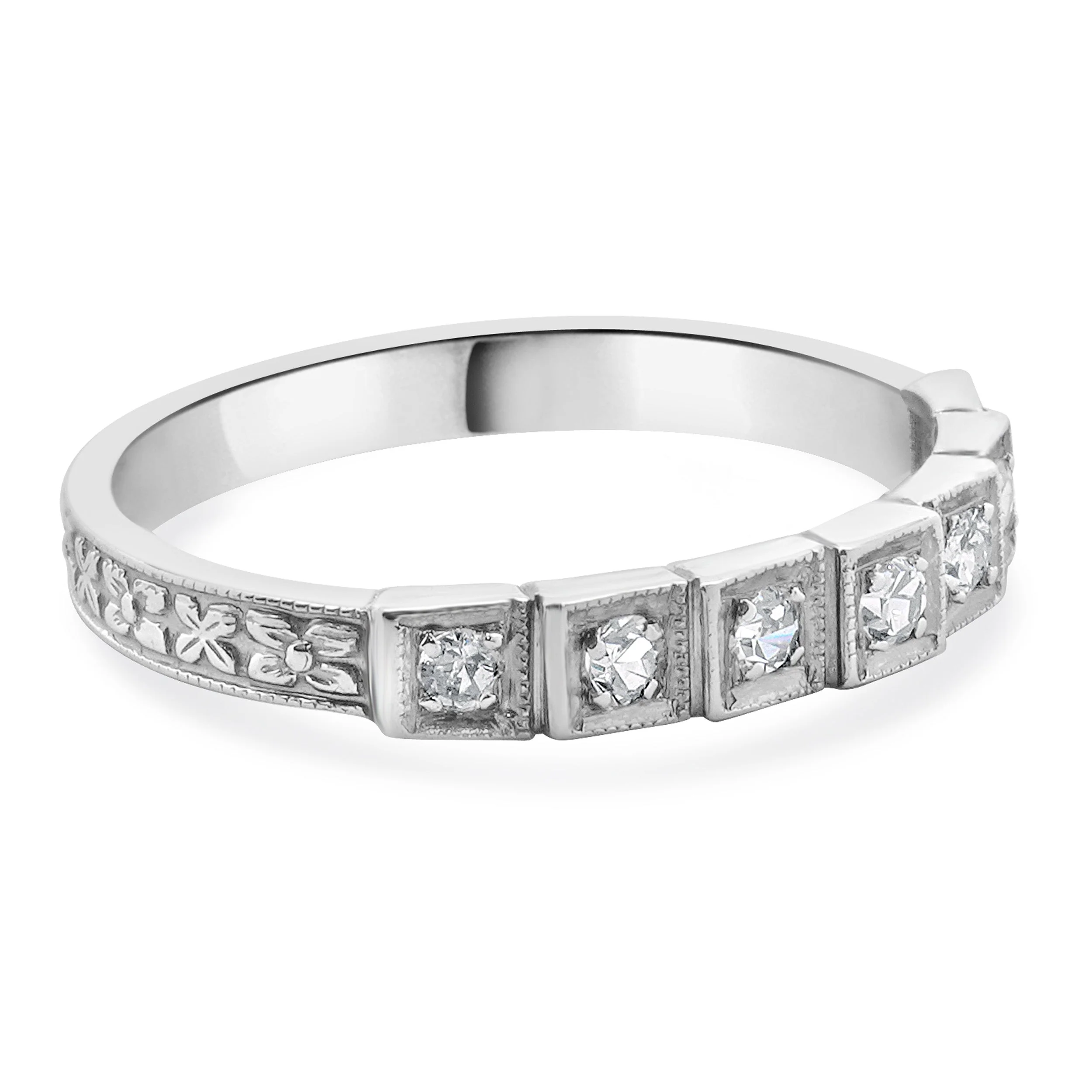 18 Karat White Gold Vintage Diamond Deco Band - Image 4