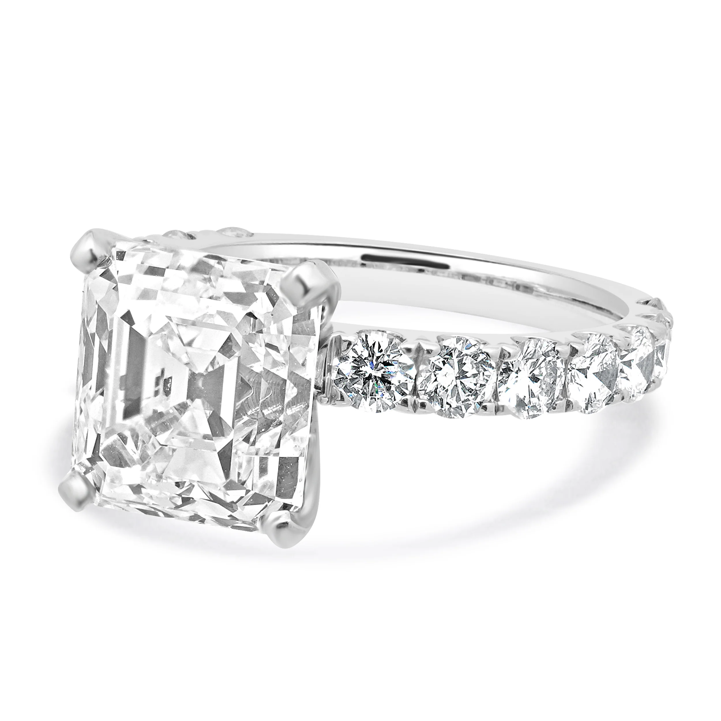 18 Karat White Asscher Cut Diamond Engagement Ring - Image 2