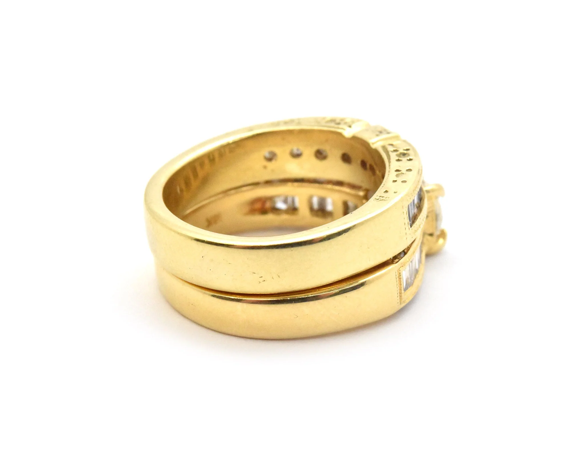 18k Yellow Gold Round and Baguette 2.30cttw Diamond Wedding Set - Image 5