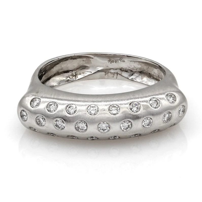 18K White Gold 3 Row Burnish Set Diamond Ring - Image 2