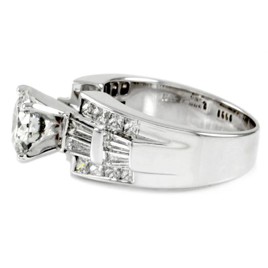 18K White Gold 2.06ct Round Brilliant Diamond Engagement Ring - Image 4