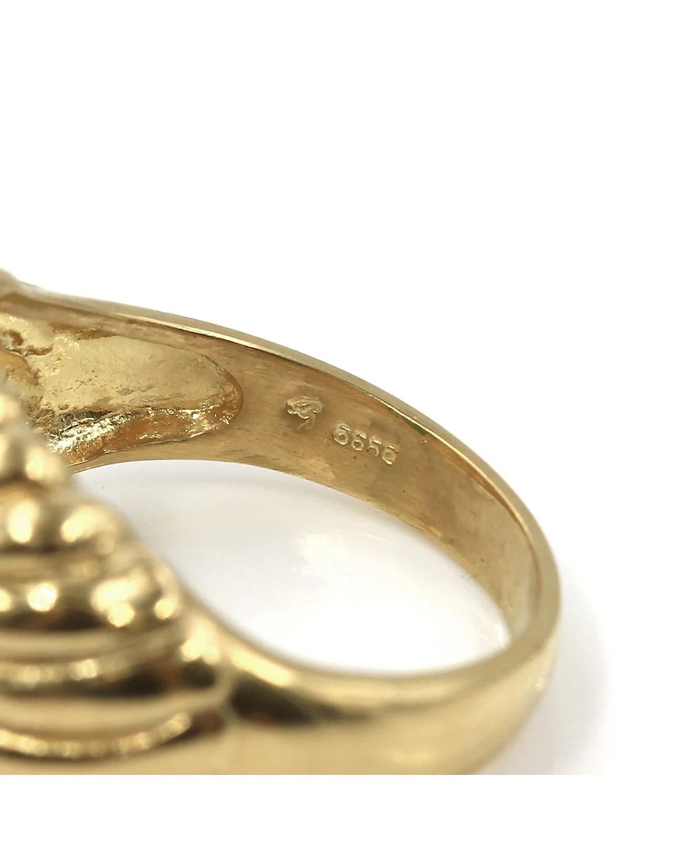 A-Grade Jadeite Ring in Fine Gold - Image 3