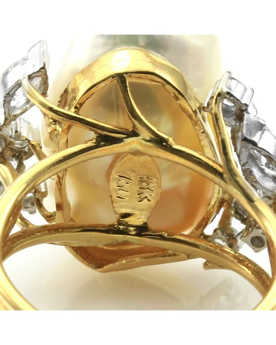 Baroque South Sea Pearl Ring with Diamonds in Gold - Image 5