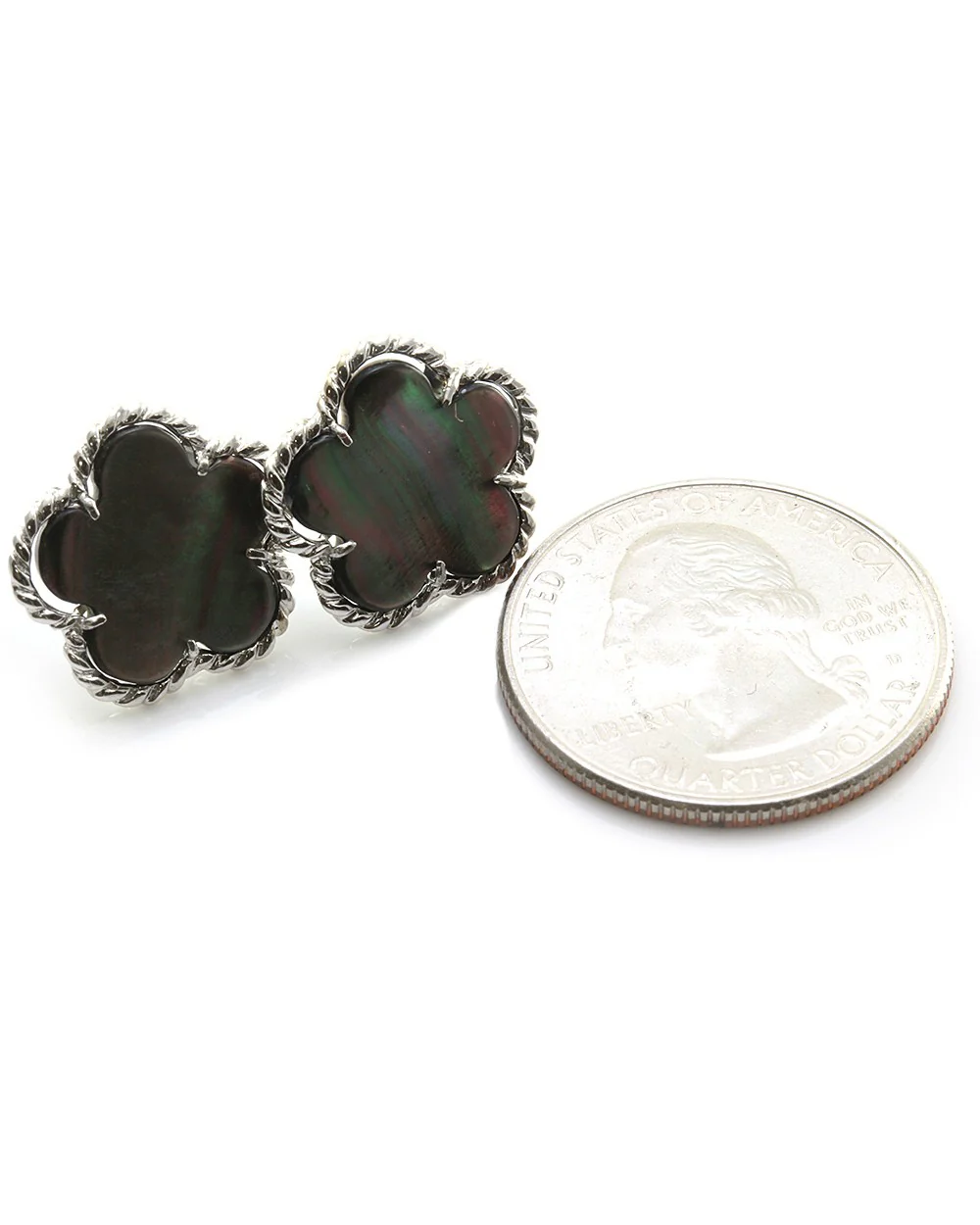 Black Mother of Pearl Clover Button Earrings with Rope Details in 14K White Gold - Image 5