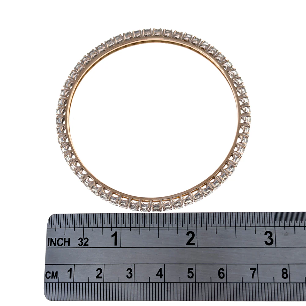 Diamond Bangle Bracelet in Yellow Gold - Image 3