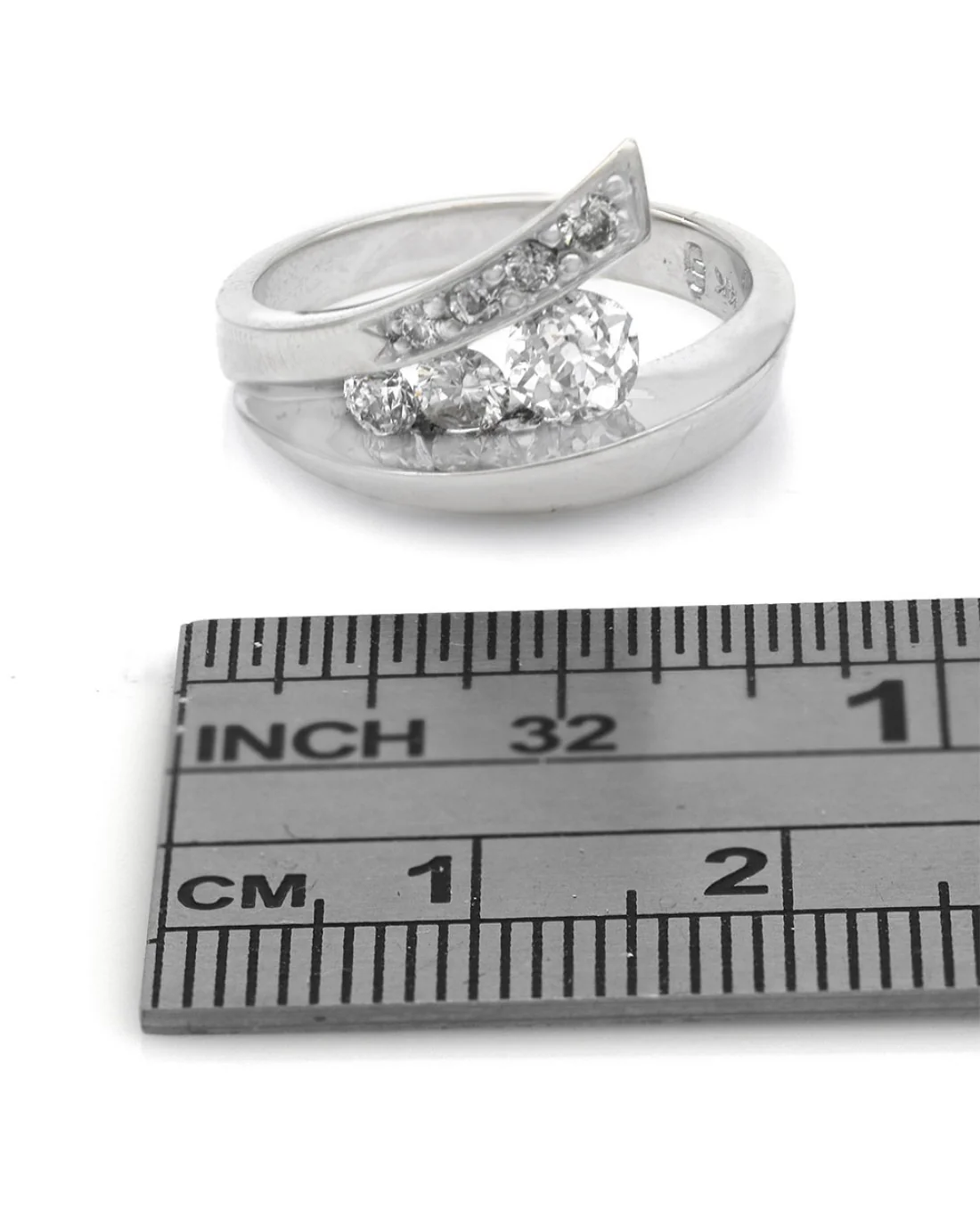 Diamond Fashion Ring in White Gold - Image 3