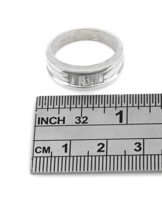 Diamond Fluted Band in White Gold - Image 3
