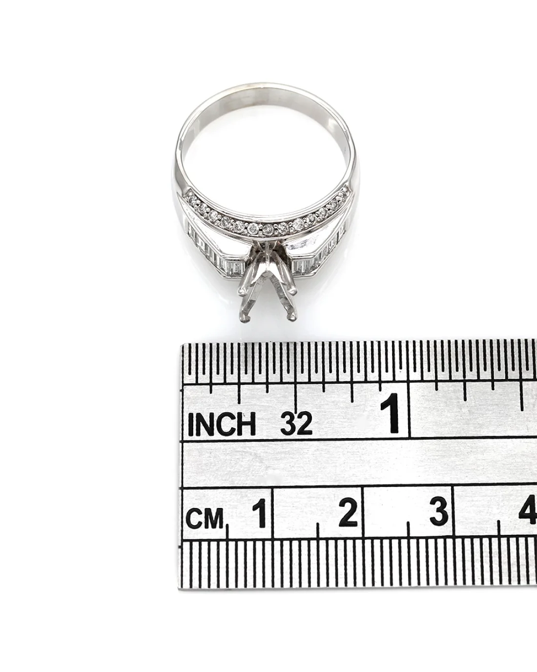 Diamond Ring Mounting in Gold - Image 2