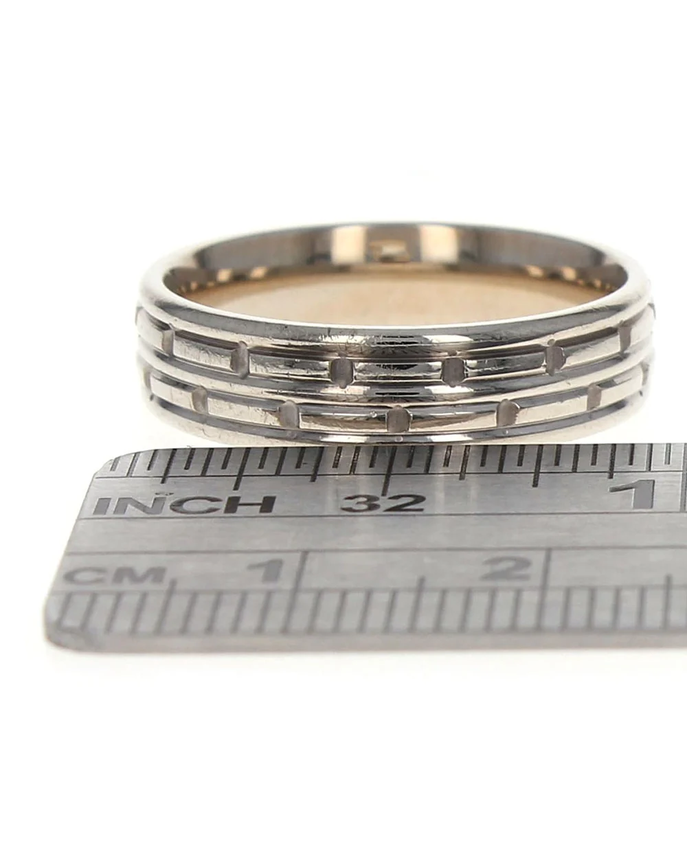 Gentlemans Grooved Etched Band - Image 3