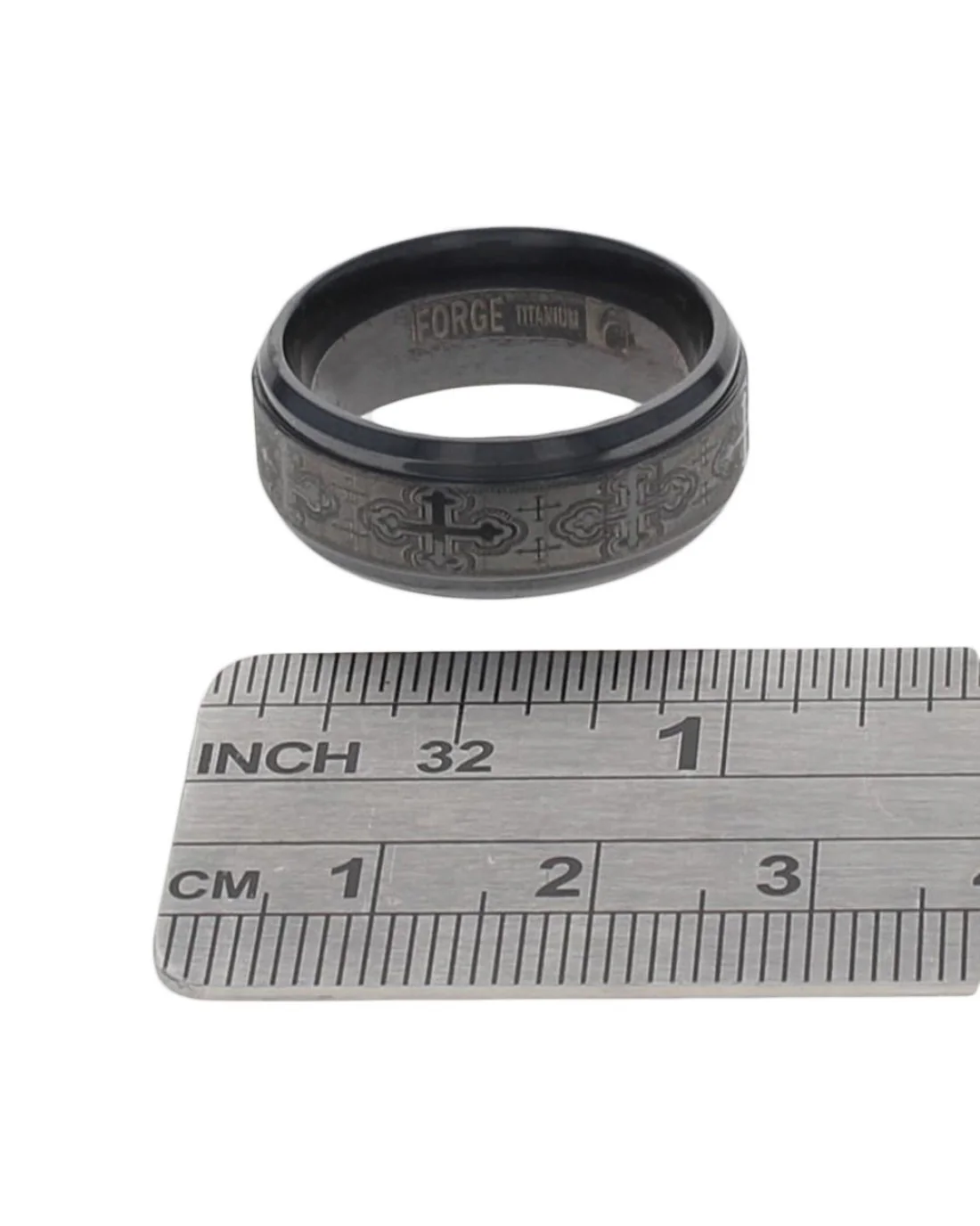 Gentlemen's Cross Pattern Beveled Edge Comfort Fit Band in Black Titanium - Image 3
