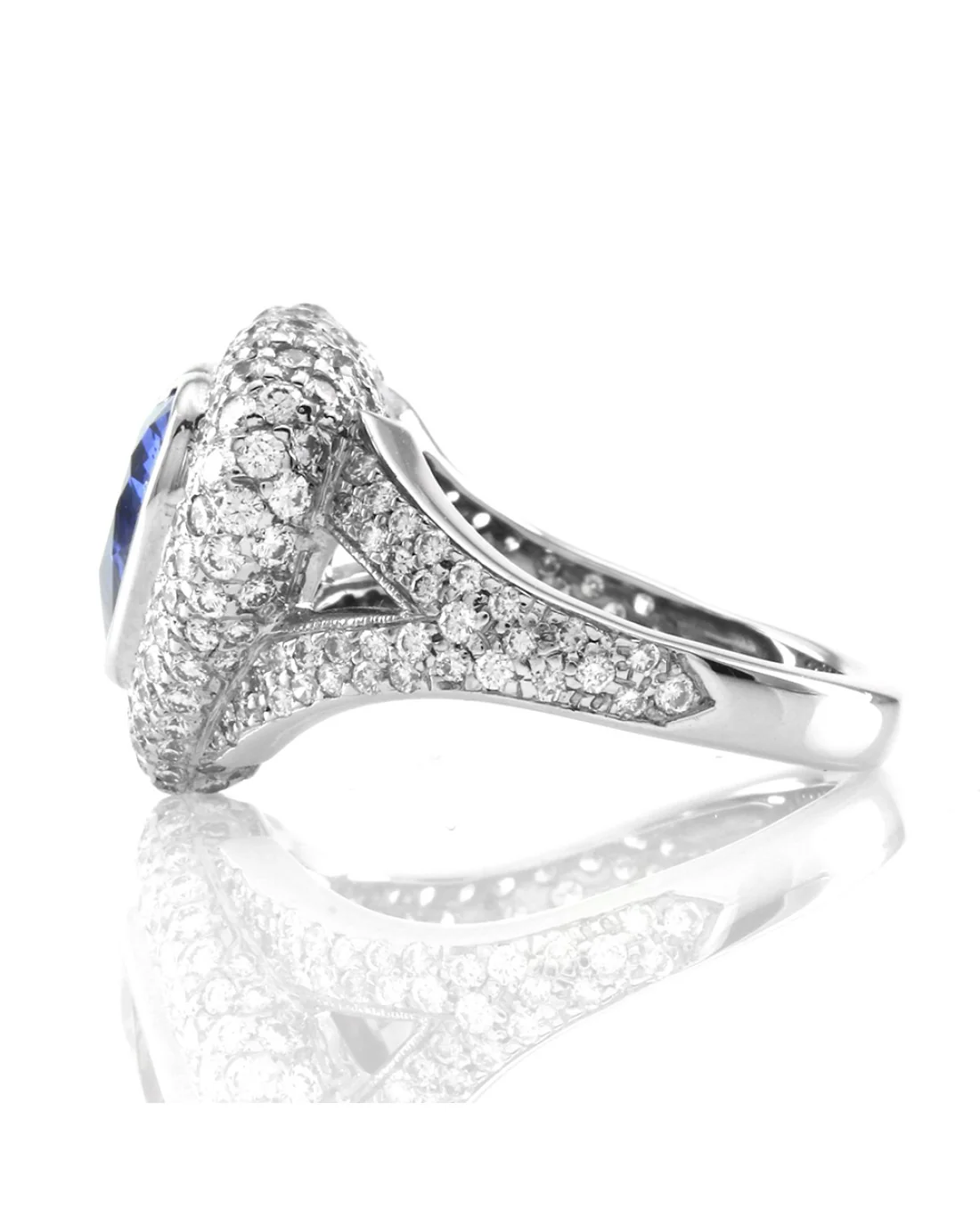 Heart Sapphire and Diamond Ring in Gold - Image 3