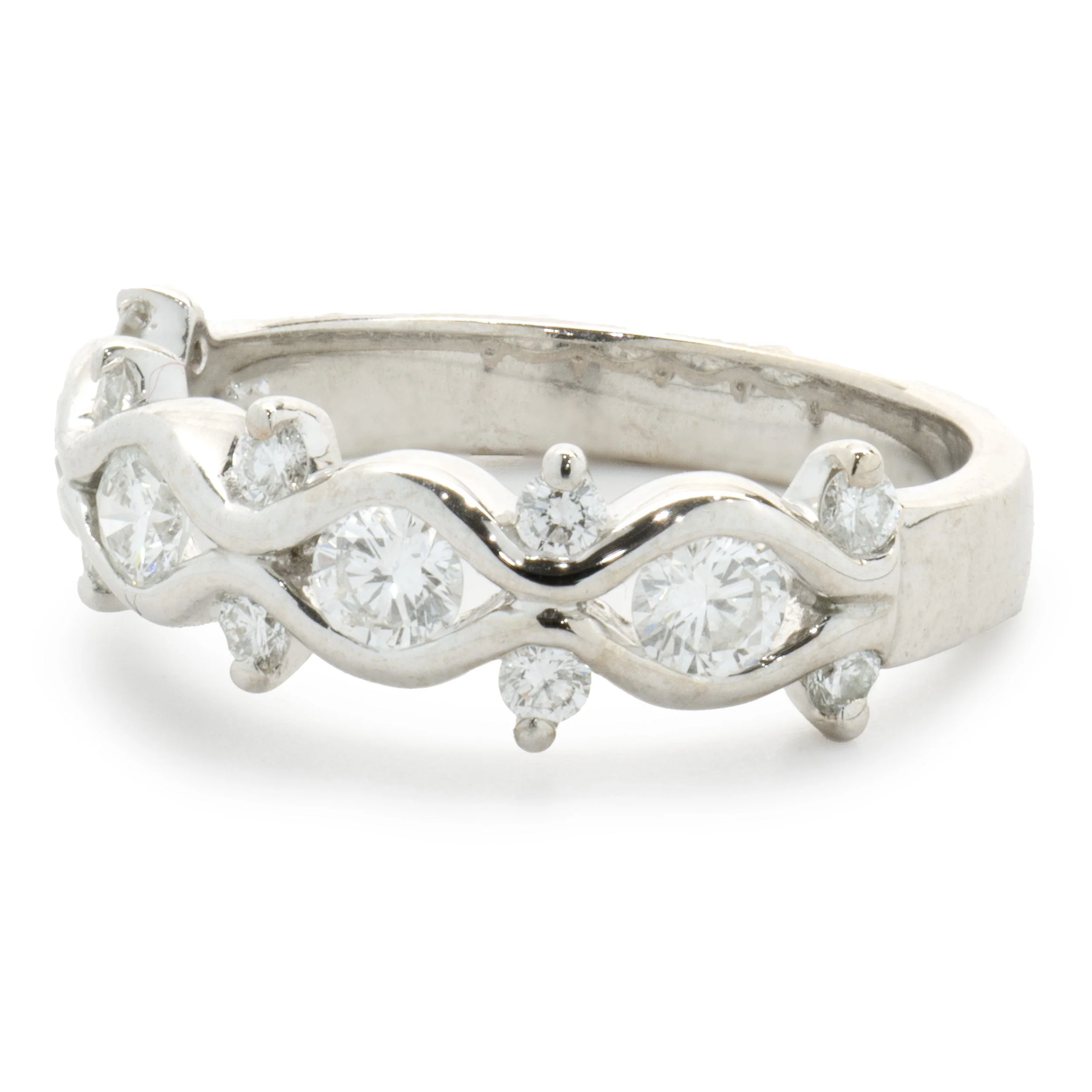 Kwiat 18 Karat White Gold Diamond Floral Band - Image 4