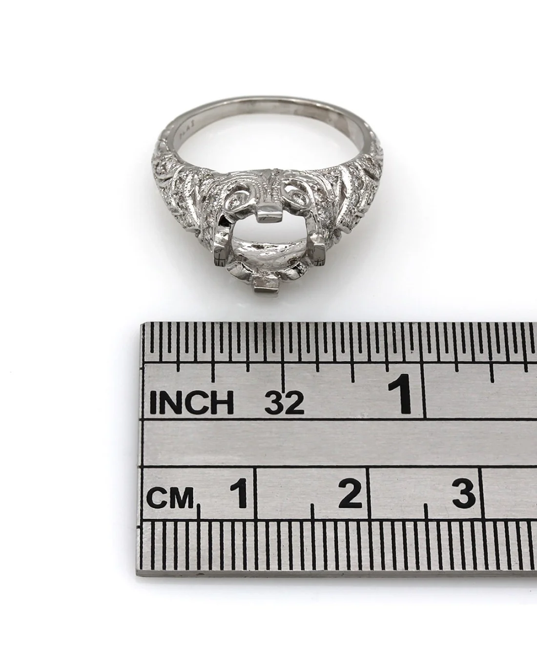 Milgrain and Filigree Accented Round Diamond Mounting in Platinum - Image 4