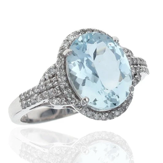 14K White Gold Oval Aquamarine and Diamond Halo Rin