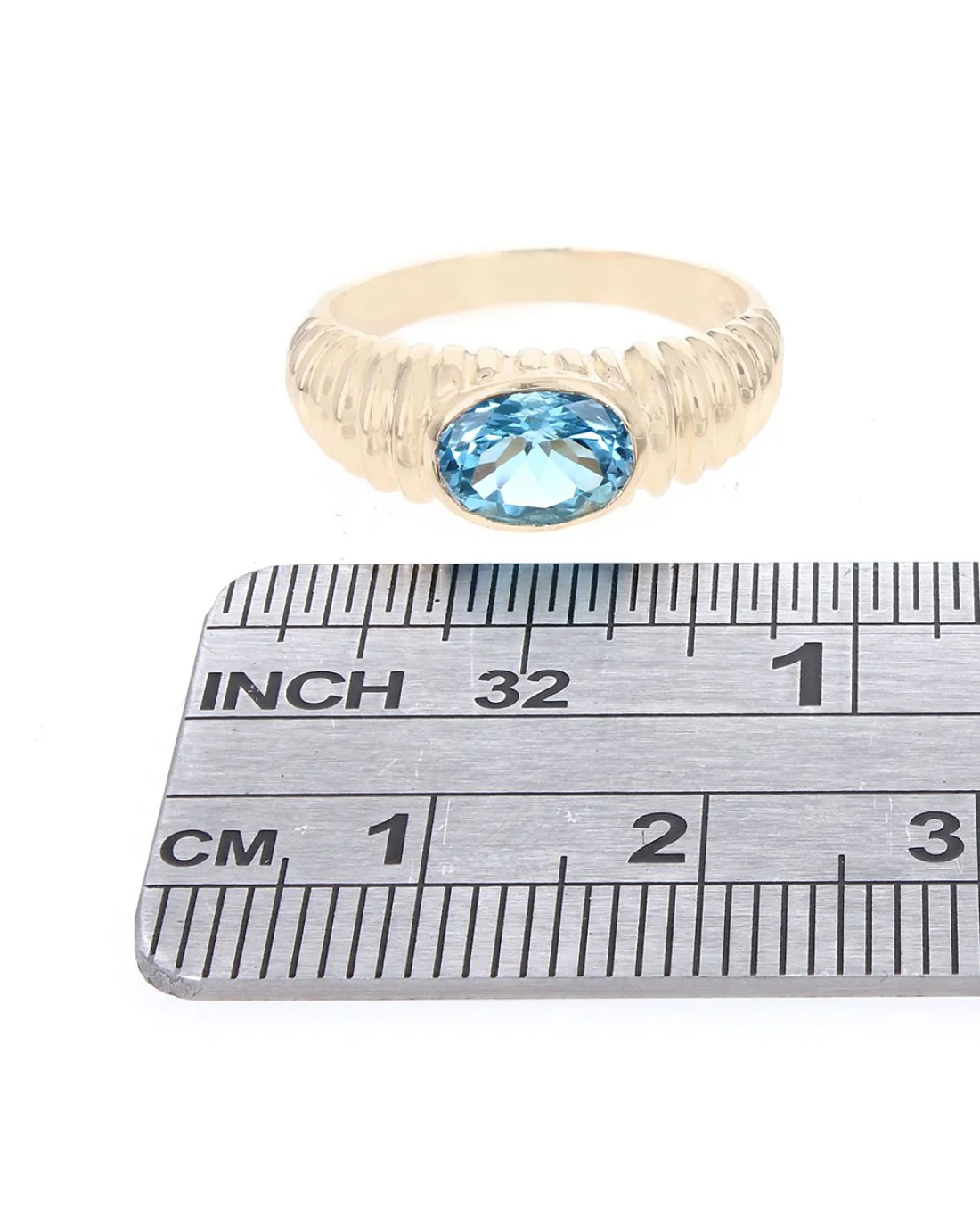 Oval Blue Topaz Fluted Ring - Image 3