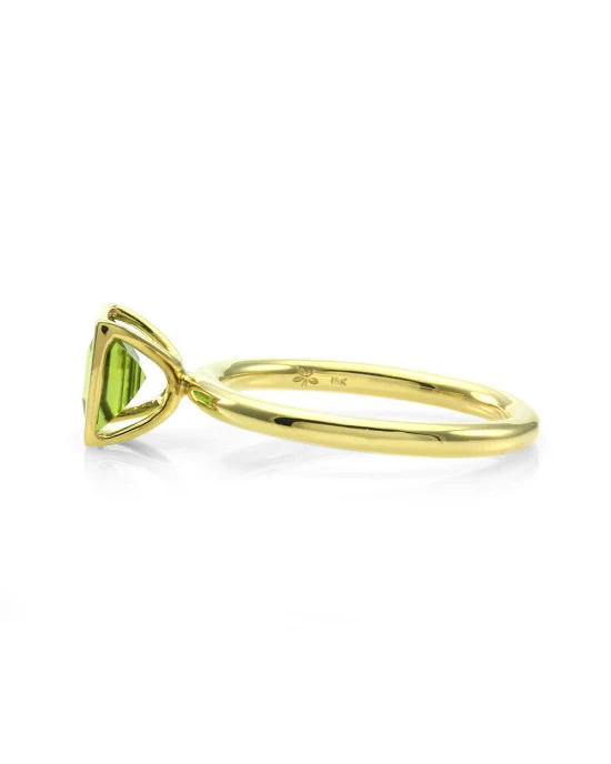 Peridot Solitaire Stackable Ring in Gold - Image 4