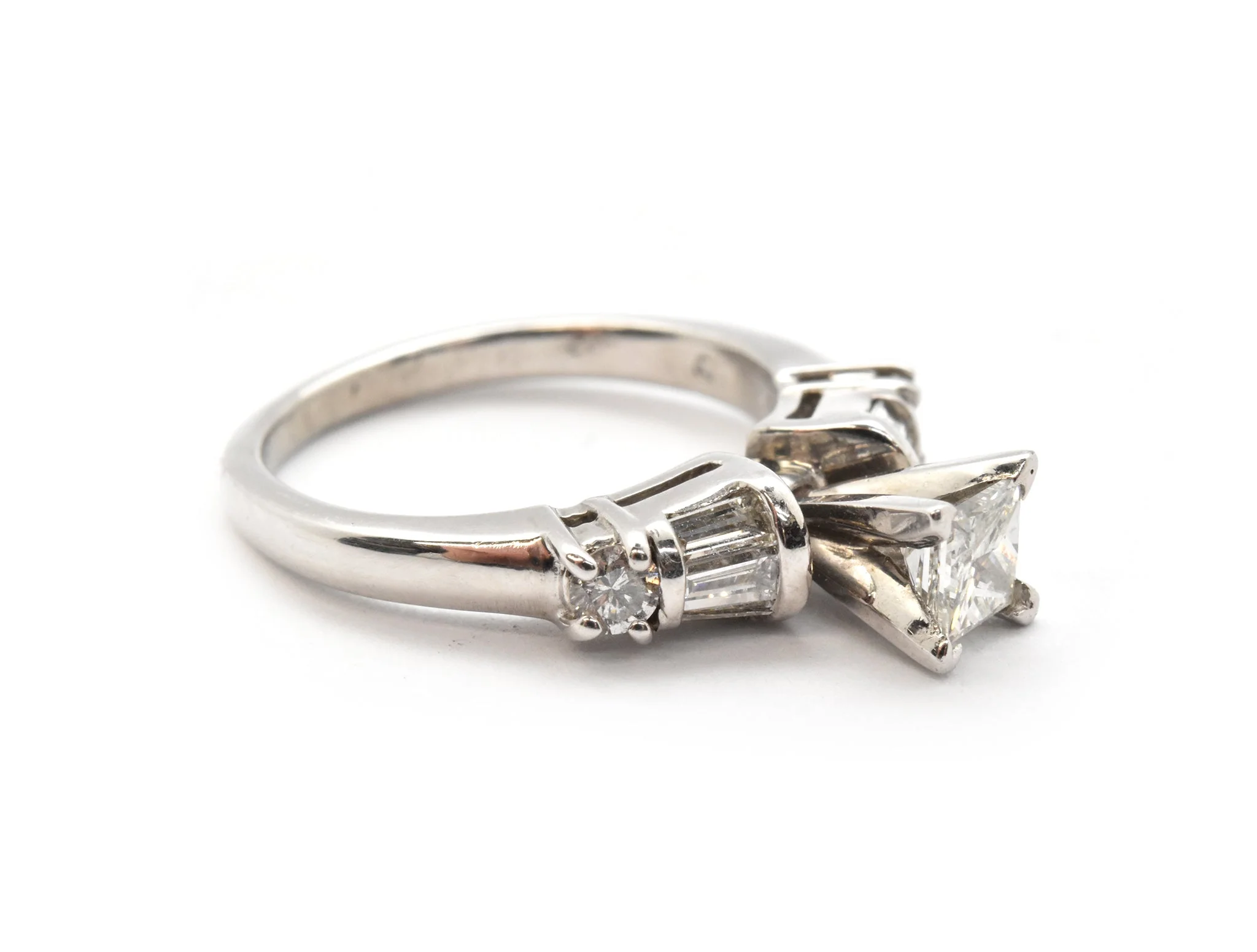 Princess Cut 0.40 Carat Diamond Platinum Engagement Ring - Image 2