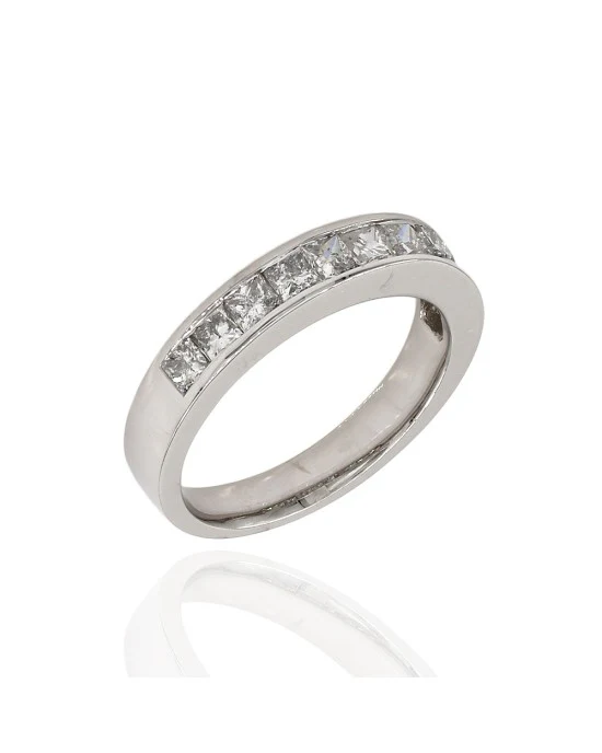 Princess Diamond Ring in Gold