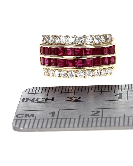 Ruby and Diamond Ring in Yellow Gold - Image 3