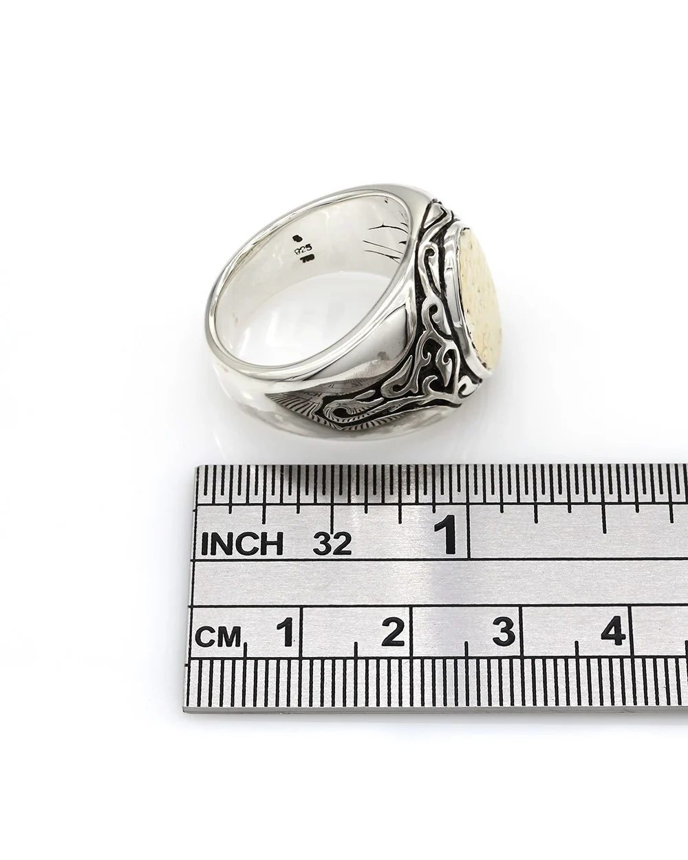 Scott Kay Hammered Gold and Silver Ring - Image 3