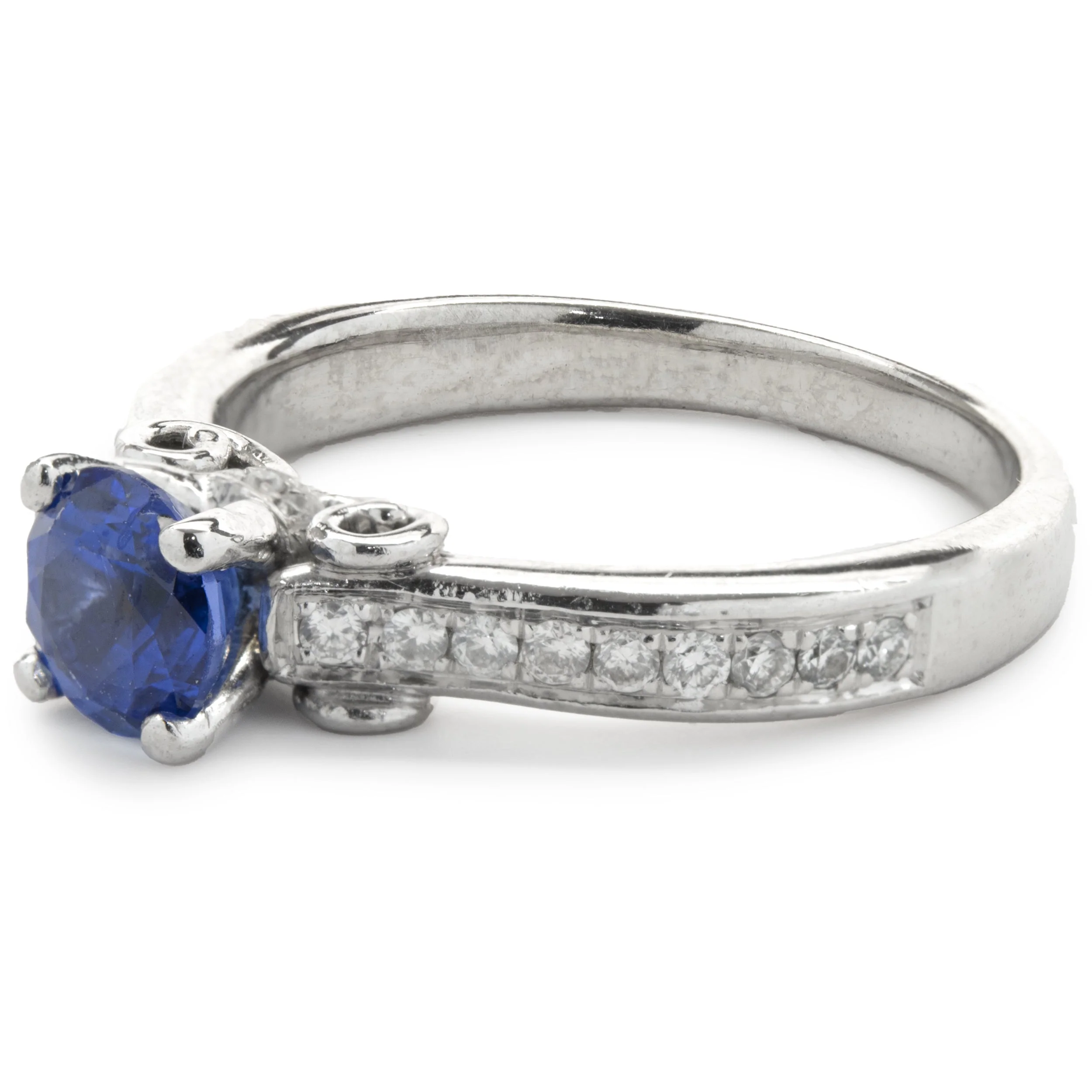 Tacori Platinum Lab Grown Sapphire and Diamond Ring - Image 3