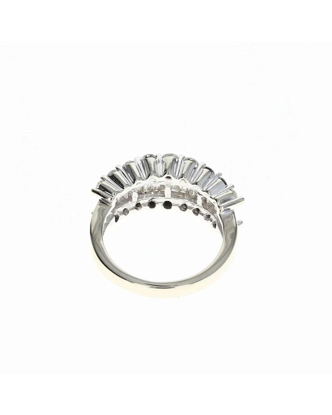 Three Row Round and Baguette Diamond Ring - Image 3
