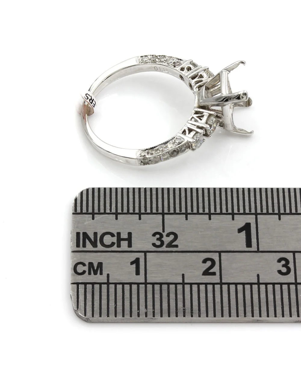 Three Sided Diamond Mounting in Gold - Image 2