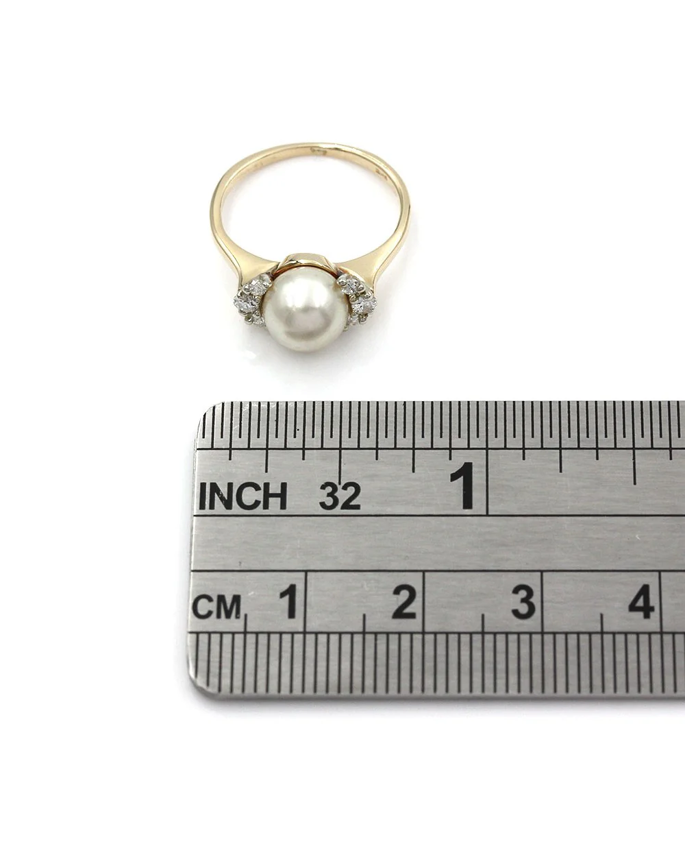 Tiffany Pearl and Diamond Ring in Gold - Image 3