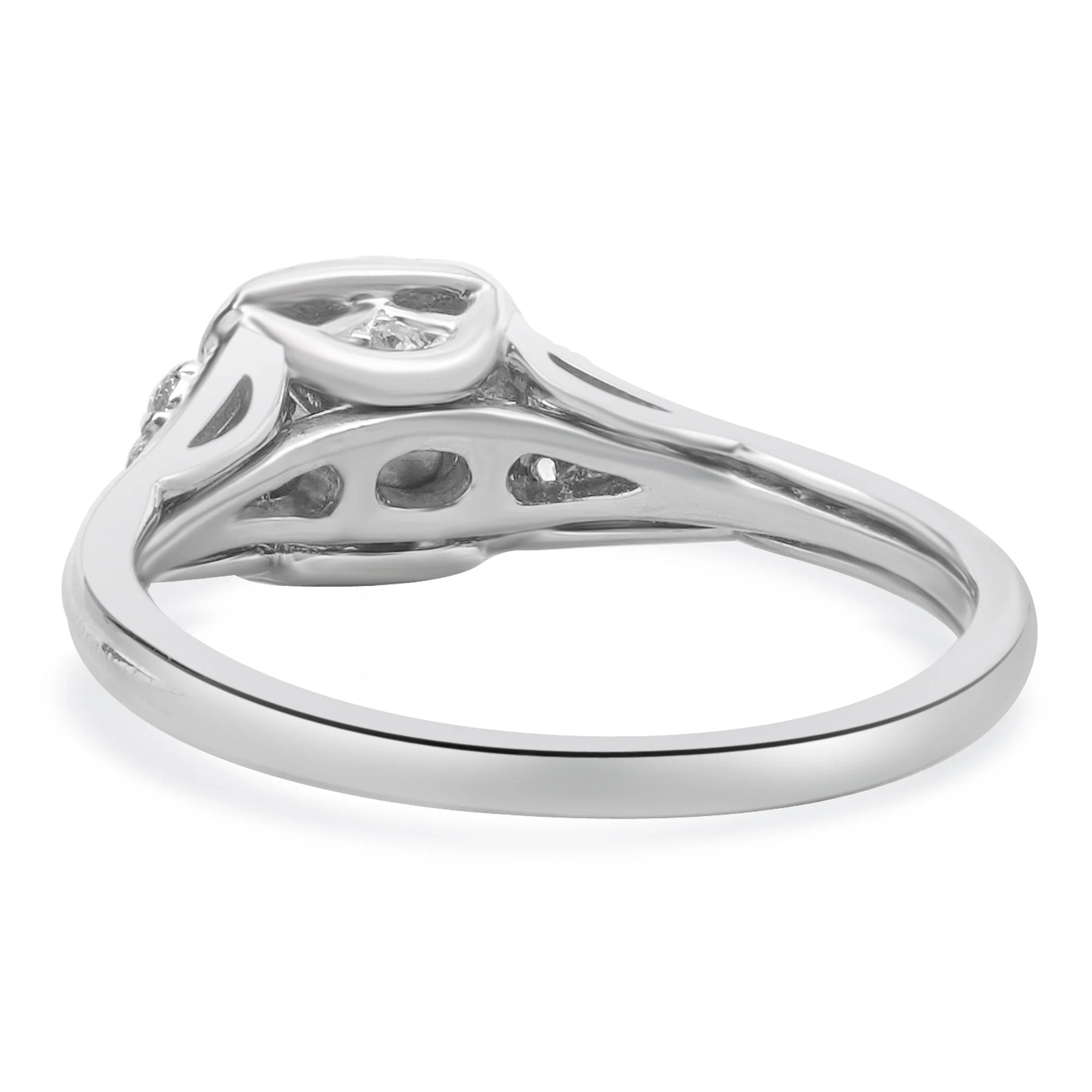 Zac Posen 14 Karat White Gold Princess Cut Diamond Engagement Ring - Image 4